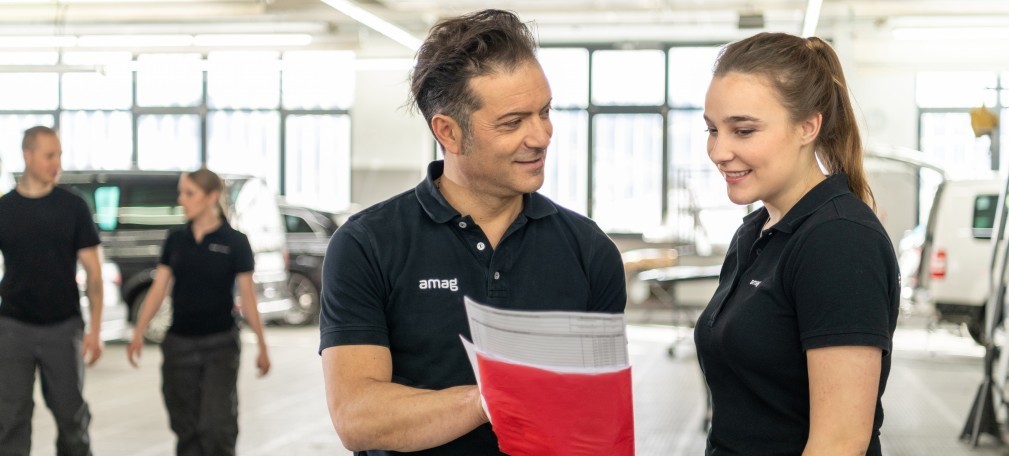 Apprendista (magazzino) Impiegata/o del comm. al dettaglio AFC After-Sales Automobile 2025(m/f) - AMAG First Centro Porsche Gordola, 1. figura